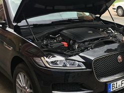 Schwarz Gebraucht 2017 Jaguar F-Pace SUV | 18.000 €