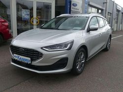 Moondust silber metallic Gebraucht 2025 Ford Focus Kombi | 28.990 € (Teuer)