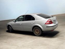 Silber Gebraucht 2005 Ford Mondeo Limousine | 1.900 €