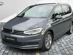 Grau Neu 2025 VW Touran Van / Kleinbus | 35.890 €