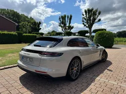 Grau Gebraucht 2018 Porsche Panamera Turbo Chrono Limousine | 69.971 € (Fairer Preis)