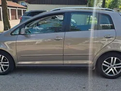 Grau Gebraucht 2009 VW Golf Plus Highline Van / Kleinbus | 3.390 € (Superpreis)