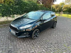 Schwarz Gebraucht 2015 Ford Fiesta Kleinwagen | 3.790 € (Guter Preis)