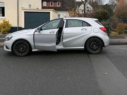 Silber Gebraucht 2013 Mercedes A200 Kleinwagen | 10.900 € (Fairer Preis)