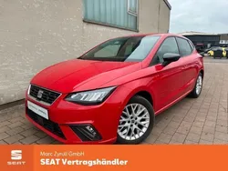 Rot Gebraucht 2024 Seat Ibiza FR Limousine | 18.890 € (Fairer Preis)