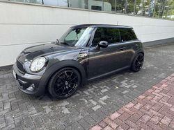 Gebraucht 2011 Mini Cooper S Kleinwagen | 11.450 € (Etwas zu teuer)