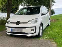 Weiß Gebraucht 2018 VW up! Join Kleinwagen | 8.000 € (Etwas zu teuer)