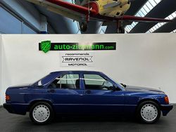 Blau Gebraucht 1992 Mercedes 190 Avantgarde Limousine | 28.990 €