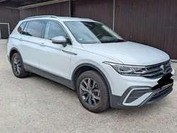 Weiß Gebraucht 2023 VW Tiguan Allspace Move SUV | 31.500 € (Guter Preis)