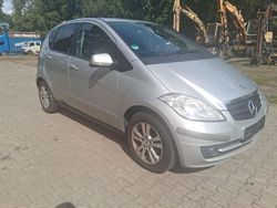 Silber Gebraucht 2012 Mercedes A180 Limousine | 2.700 € (Guter Preis)