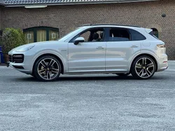 Kreide Gebraucht 2022 Porsche Cayenne Edition SUV | 92.790 € (Teuer)