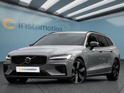 Grau Gebraucht 2024 Volvo V60 Kombi | 49.199 € (Teuer)