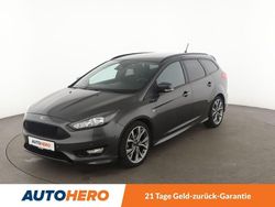 Grau Gebraucht 2018 Ford Focus ST-Line Kombi | 16.060 € (Fairer Preis)