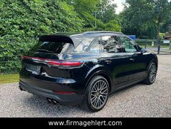 Schwarz Gebraucht 2017 Porsche Cayenne Chrono SUV | 58.900 €