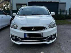 Weiß Gebraucht 2018 Mitsubishi Space Star Kleinwagen | 4.200 € (Guter Preis)