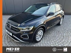 Grenadillschwarz metallic Neu 2025 VW T-Roc Life SUV | 26.949 € (Superpreis)