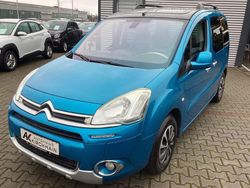 Blau Gebraucht 2013 Citroën Berlingo SELECTION Van / Kleinbus | 7.900 € (Fairer Preis)