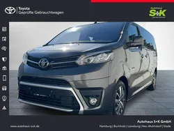 Basaltgrau metallic Gebraucht 2023 Toyota Proace Verso Plus Kombi | 40.660 € (Fairer Preis)