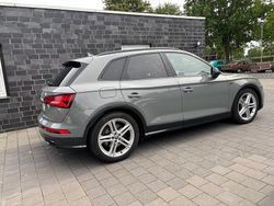 Grau Gebraucht 2018 Audi SQ5 Ambiente SUV | 34.900 € (Fairer Preis)