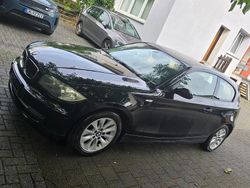 Schwarz Gebraucht 2008 BMW 116 M Sport Kleinwagen | 2.100 €