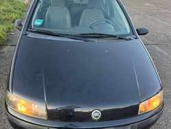 Schwarz Gebraucht 2003 Fiat Punto Kleinwagen | 499 €