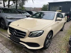 Beige Gebraucht 2019 Mercedes E200 Avantgarde Limousine | 12.750 € (Guter Preis)