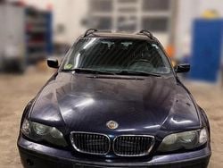 Blau Gebraucht 2004 BMW 320 Kombi | 600 € (Superpreis)