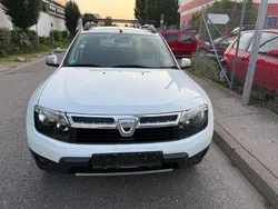 Weiß Gebraucht 2010 Dacia Duster SUV | 4.500 € (Etwas zu teuer)