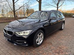 Schwarz Gebraucht 2019 BMW 318 Advantage Kombi | 13.799 € (Guter Preis)