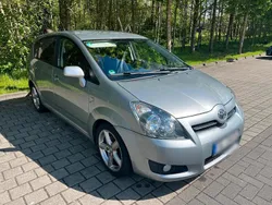 Silber Gebraucht 2009 Toyota Corolla Verso Van / Kleinbus | 2.300 € (Guter Preis)