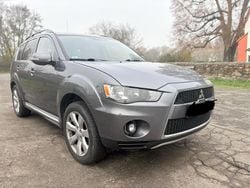Grau Gebraucht 2010 Mitsubishi Outlander SUV | 5.600 € (Guter Preis)
