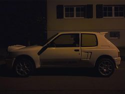 Weiß Gebraucht 1989 Peugeot 205 GTi Kleinwagen | 5.000 €