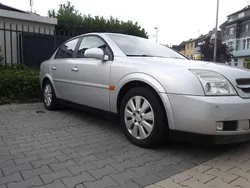 Silber Gebraucht 2002 Opel Vectra Limousine | 4.750 €