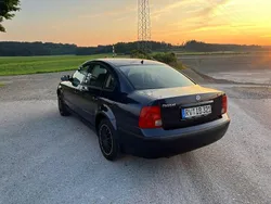 Blau Gebraucht 1997 VW Passat Limousine | 1.290 € (Etwas zu teuer)