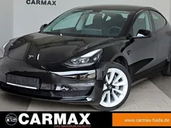 Schwarz (metallic) Gebraucht 2023 Tesla Model 3 Long Range Limousine | 32.900 € (Guter Preis)