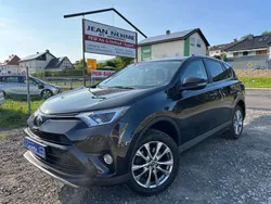Dark brown metallic Gebraucht 2016 Toyota RAV4 Edition-S SUV | 18.900 € (Fairer Preis)