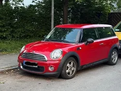 Rot Gebraucht 2010 Mini Cooper Clubman Kombi | 8.500 € (Fairer Preis)