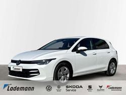 Pure white Gebraucht 2024 VW Golf VIII Limousine | 27.479 € (Fairer Preis)