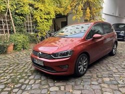 Rot Gebraucht 2016 VW Golf VII Highline Kombi | 17.950 € (Guter Preis)