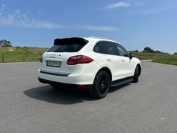 Weiß Gebraucht 2010 Porsche Cayenne S SUV | 19.900 € (Etwas zu teuer)