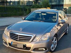 Grau Gebraucht 2009 Mercedes E250 Avantgarde Limousine | 10.890 € (Fairer Preis)