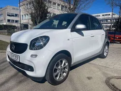 Karosserie in white Gebraucht 2017 Smart ForFour Limousine | 10.740 € (Guter Preis)