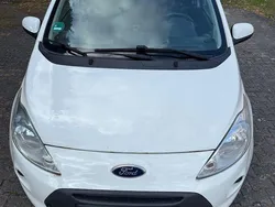 Weiß Gebraucht 2015 Ford Ka Kleinwagen | 3.500 € (Guter Preis)