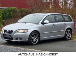 Silber Gebraucht 2011 Volvo V50 Kinetic Kombi | 7.990 € (Teuer)