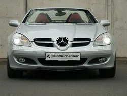 Silber Gebraucht 2004 Mercedes SLK350 Cabrio | 8.490 € (Fairer Preis)