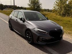 Grau Gebraucht 2021 BMW 118 M Sport Kleinwagen | 17.500 € (Superpreis)