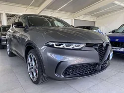 Grau Gebraucht 2023 Alfa Romeo Tonale Premium SUV | 33.990 € (Guter Preis)