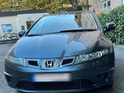 Grau Gebraucht 2009 Honda Civic Comfort Limousine | 4.900 € (Fairer Preis)