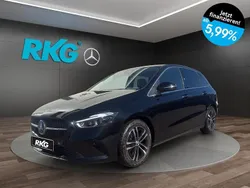 Schwarz Gebraucht 2024 Mercedes B220 Progressive Van / Kleinbus | 33.280 € (Superpreis)