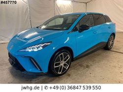 Blue / brigthon blue Gebraucht 2023 MG MG4 EV Luxury Kleinwagen | 16.850 € (Fairer Preis)